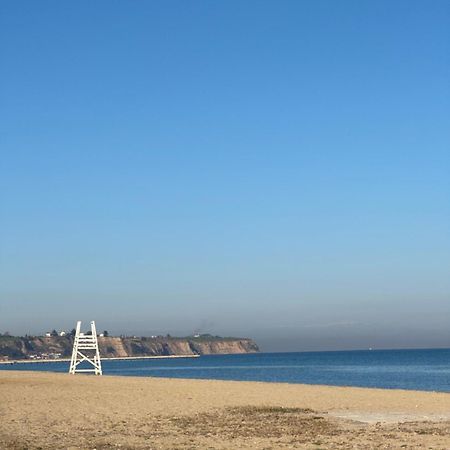 Apartment Near The Sea Peraía Екстериор снимка