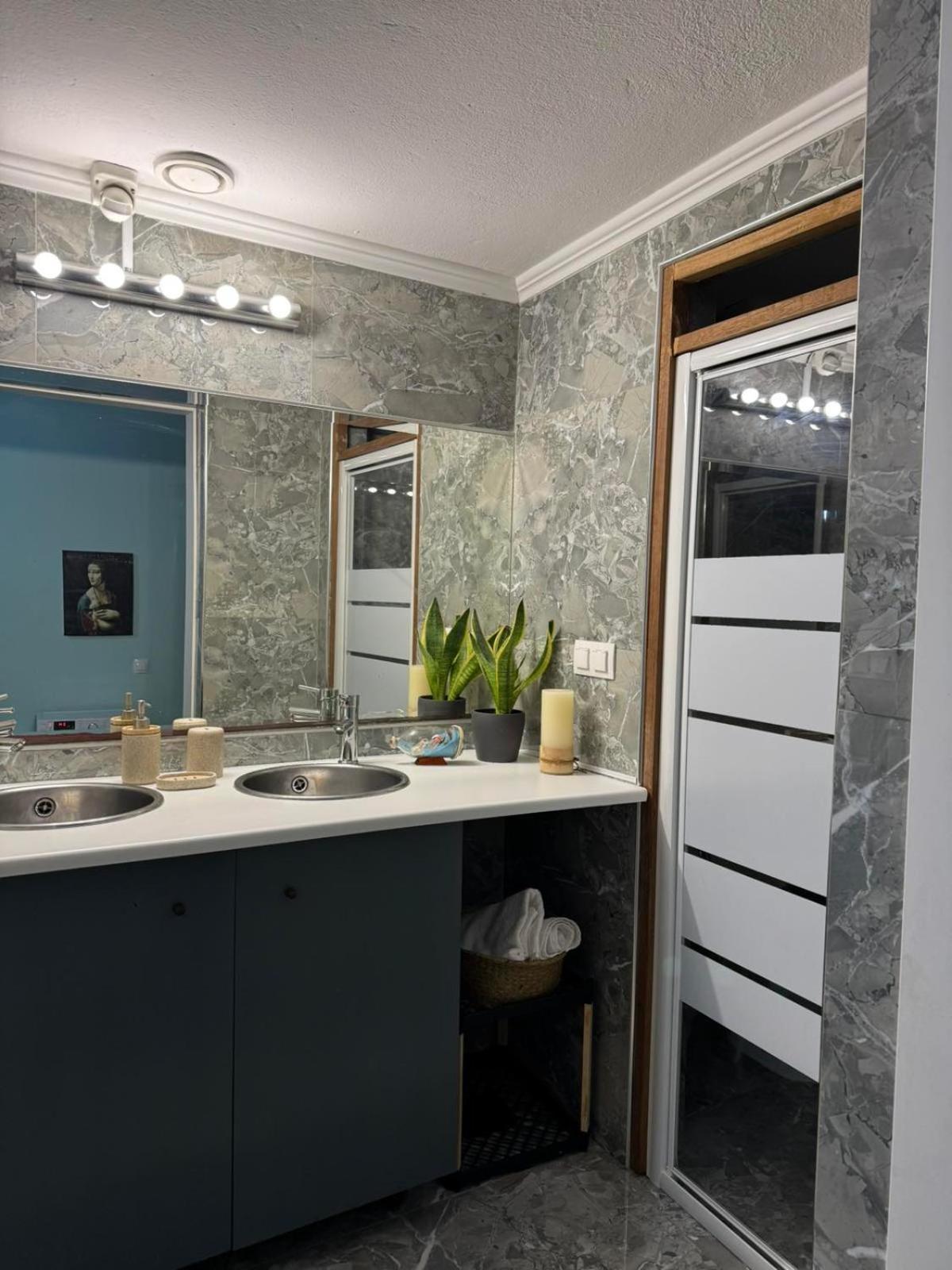 Apartment Near The Sea Peraía Екстериор снимка
