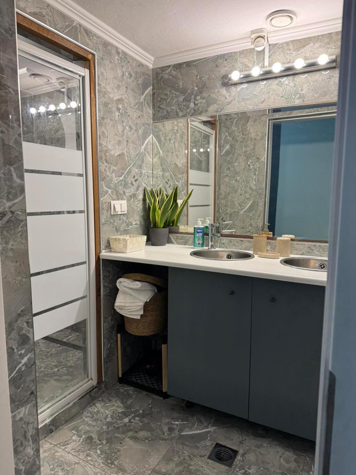 Apartment Near The Sea Peraía Екстериор снимка